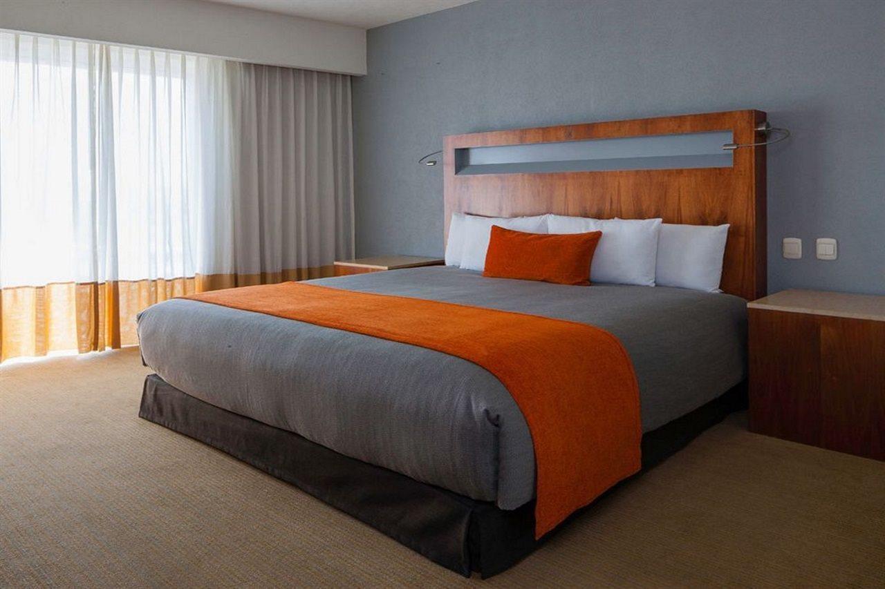 Real Inn Guadalajara Expo Room photo